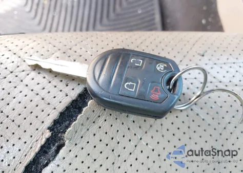 2011 Ford F-150 Lariat z USA, uszkodzony, nr VIN 1FTFW1ET6BFC08837